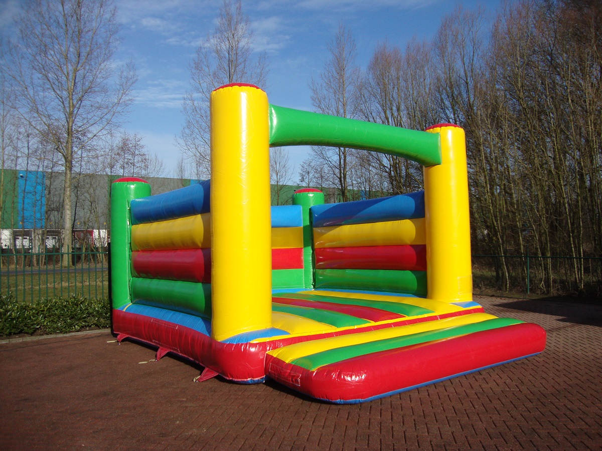 Springkussen Super Regenboog kopen Jump Factory Quality Inflatables