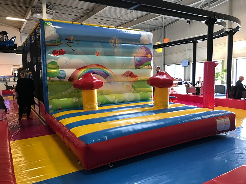 Rimpelingen commando affix Springkussen indoor speeltuin kopen - Jump Factory | Quality Inflatables